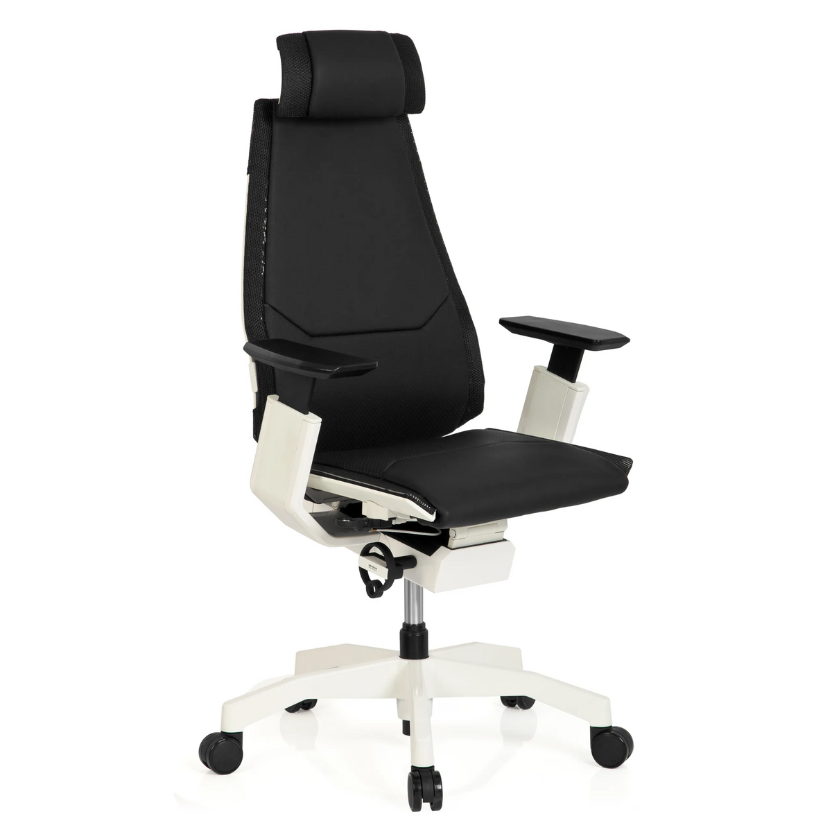 Musta High End -toimistotuoli GENIDIA PRO WHITE nahasta, jossa on valkoinen jalkaristi ja viisi pyörää, valmistaja hjh OFFICE – 360 asteen näkymä (etuviistonäkymä 40°)
