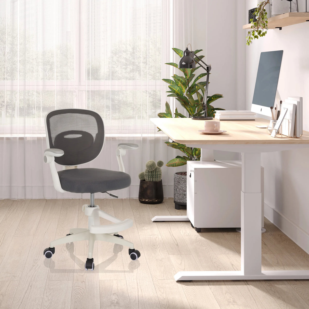 Grauer Kinderdrehstuhl KIDDY SMART mit weißem Fußkreuz und Armlehnen von hjh OFFICE