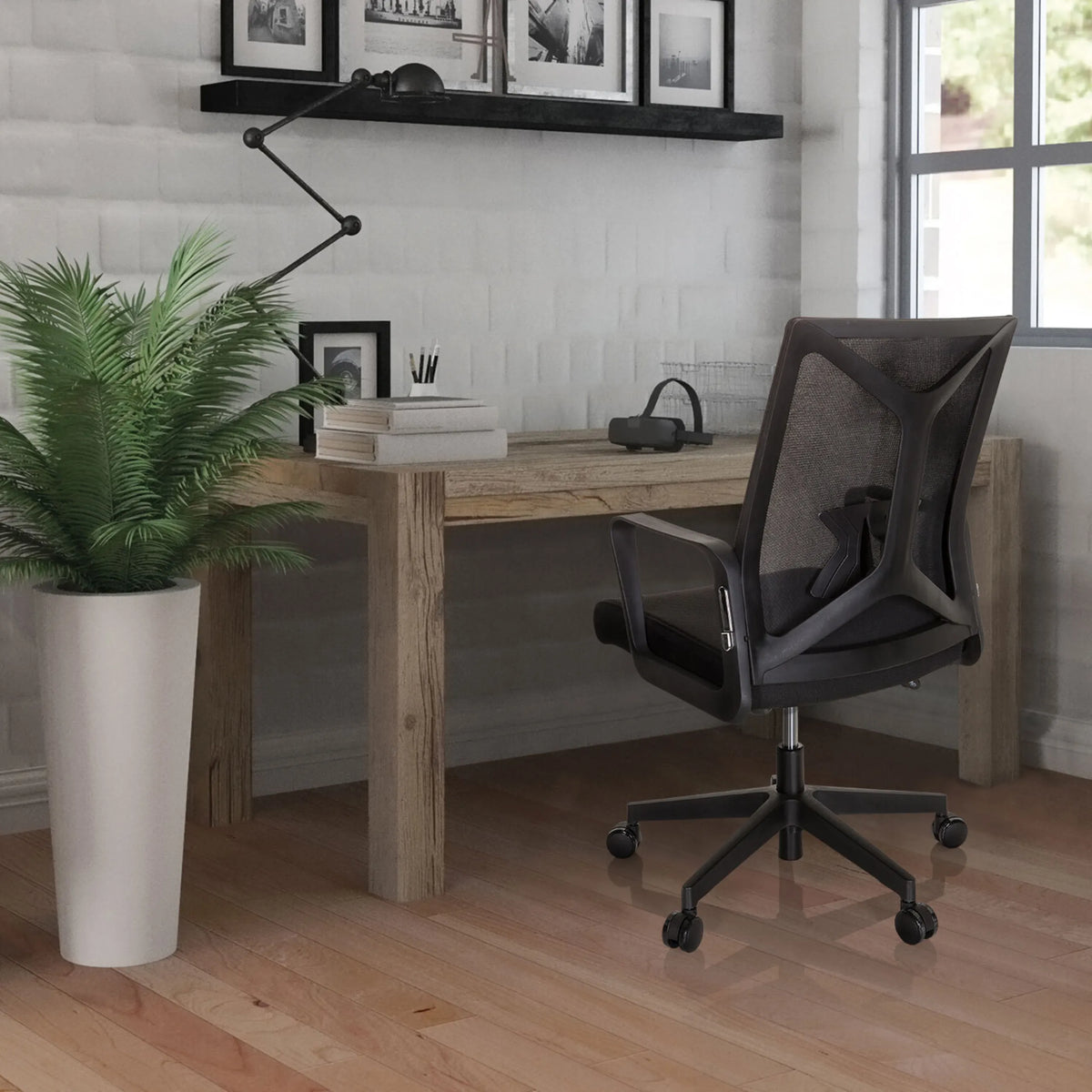 Musta Home Office -toimistotuoli ENCO verkkoselkänojalla ja pyörillä, valmistaja hjh OFFICE