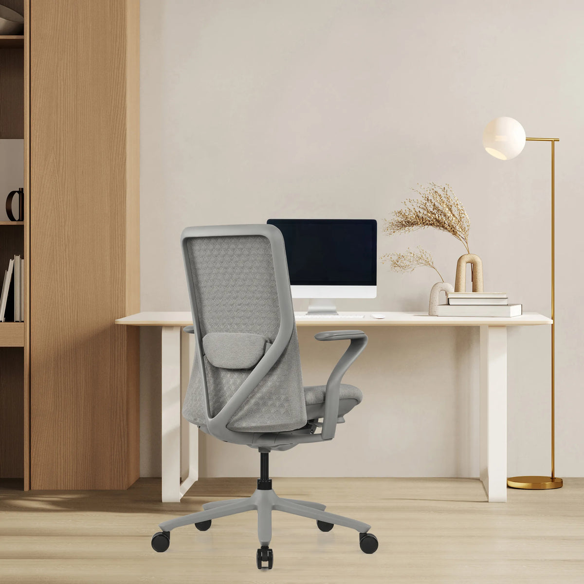 Harmaa High End -toimistotuoli VERVIO verkkoselkänojalla ja käsinojilla, valmistaja hjh OFFICE