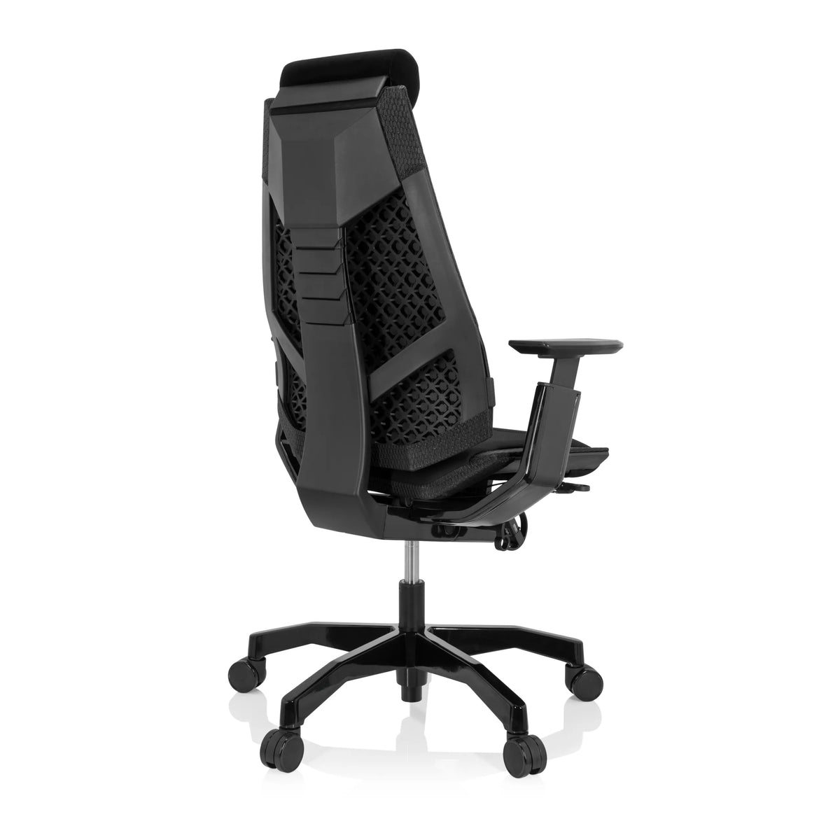 Musta High End -toimistotuoli GENIDIA BLACK kangasverhoilulla ja viisijalkaisella rullajalustalla, valmistaja hjh OFFICE – 360 asteen näkymä (takaviistonäkymä 140°)