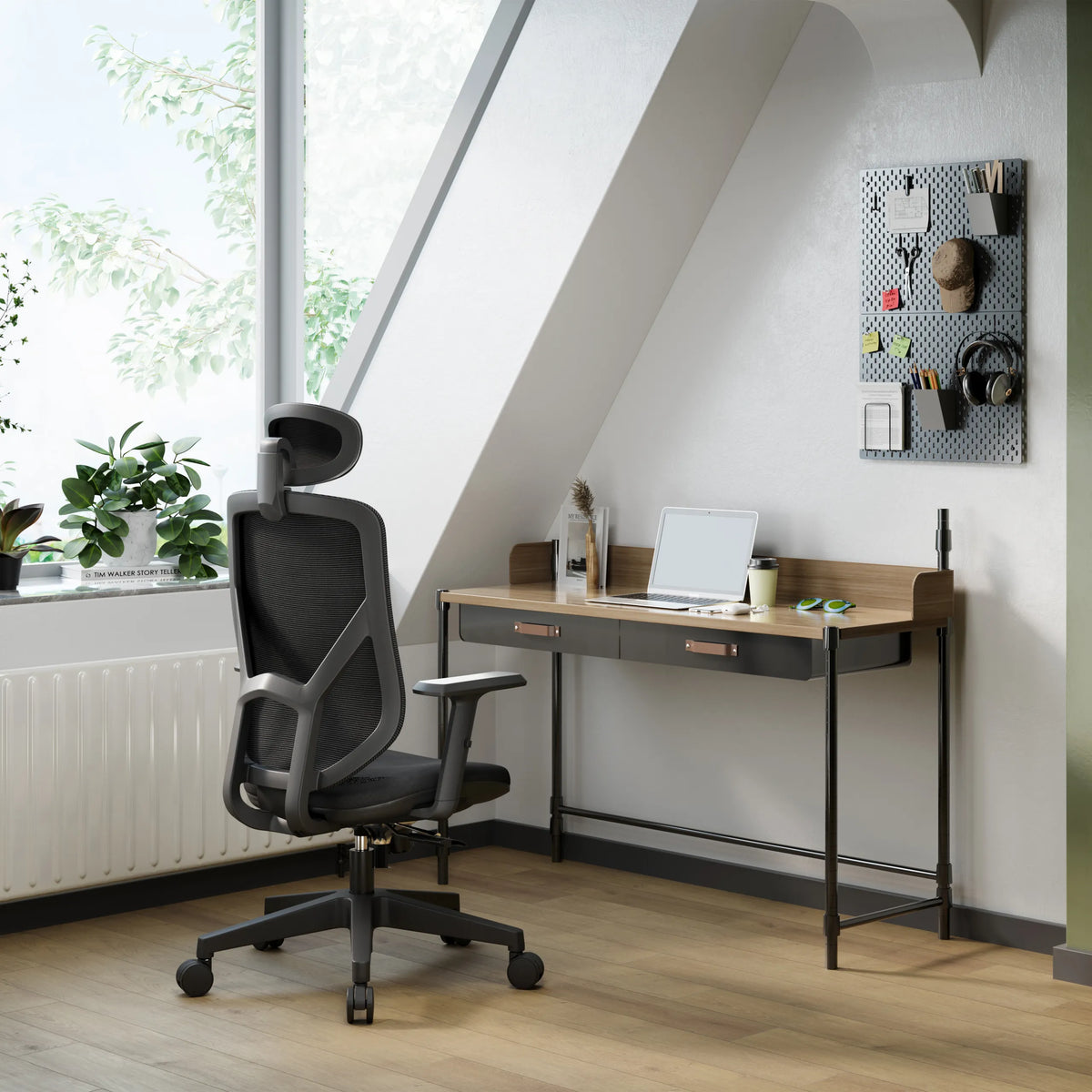 Home Office -toimistotuoli BLACORE mustana, niskatuella ja käsinojilla, valmistaja MyBuero