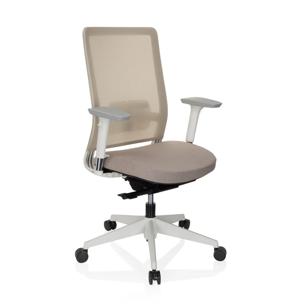 Beige Ammattitason toimistotuoli PURE WHITE verkkoselkätuella ja viisijalkaisella rullajalustalla, valmistaja hjh OFFICE – 360 asteen näkymä (etuviistonäkymä 40°)