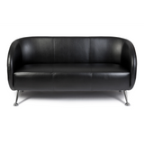 Schwarzes Loungesofa ST. LUCIA als Dreisitzer mit glänzenden Metallfüßen von hjh OFFICE – 360-Grad-Ansicht (Frontansicht 0°)
