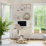 Beige COSIO II Home Office -toimistotuoli käsinojilla työpöydän ääressä valoisassa huoneessa, valmistaja hjh OFFICE