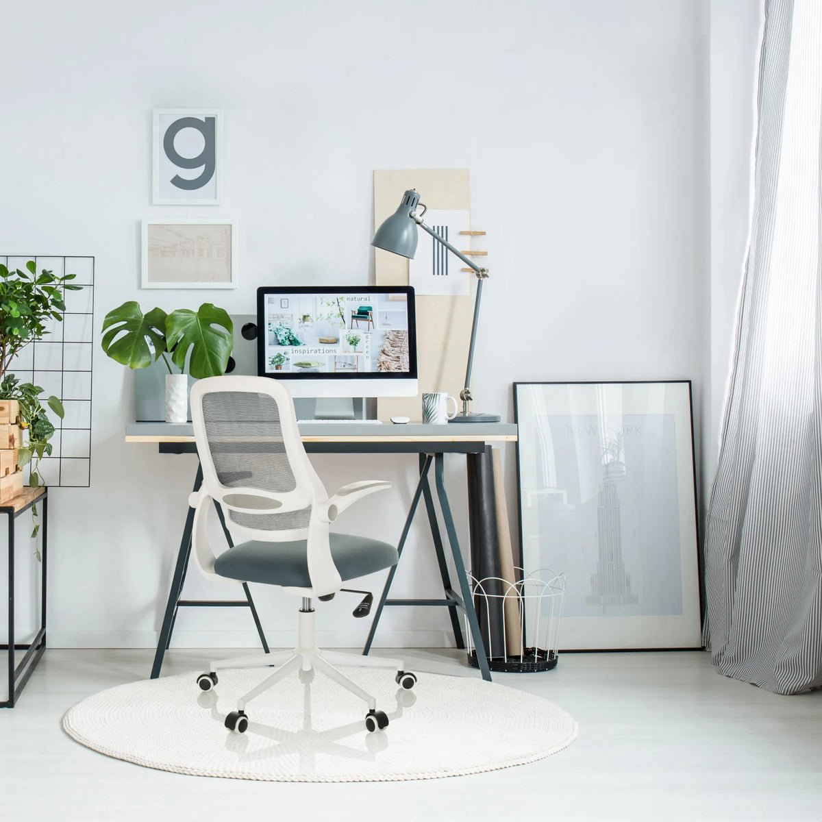Home Office -toimistotuoli MIKO W ECO harmaana verkkoselkänojalla ja valkoisilla käsinojilla, valmistaja hjh OFFICE