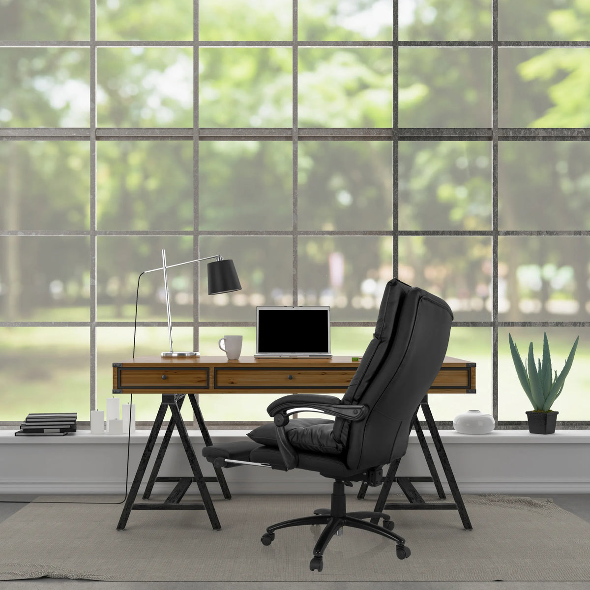 Musta Home Office -toimistotuoli RELAX CL 200 keinonahasta työpöydän ääressä, valmistaja MyBuero