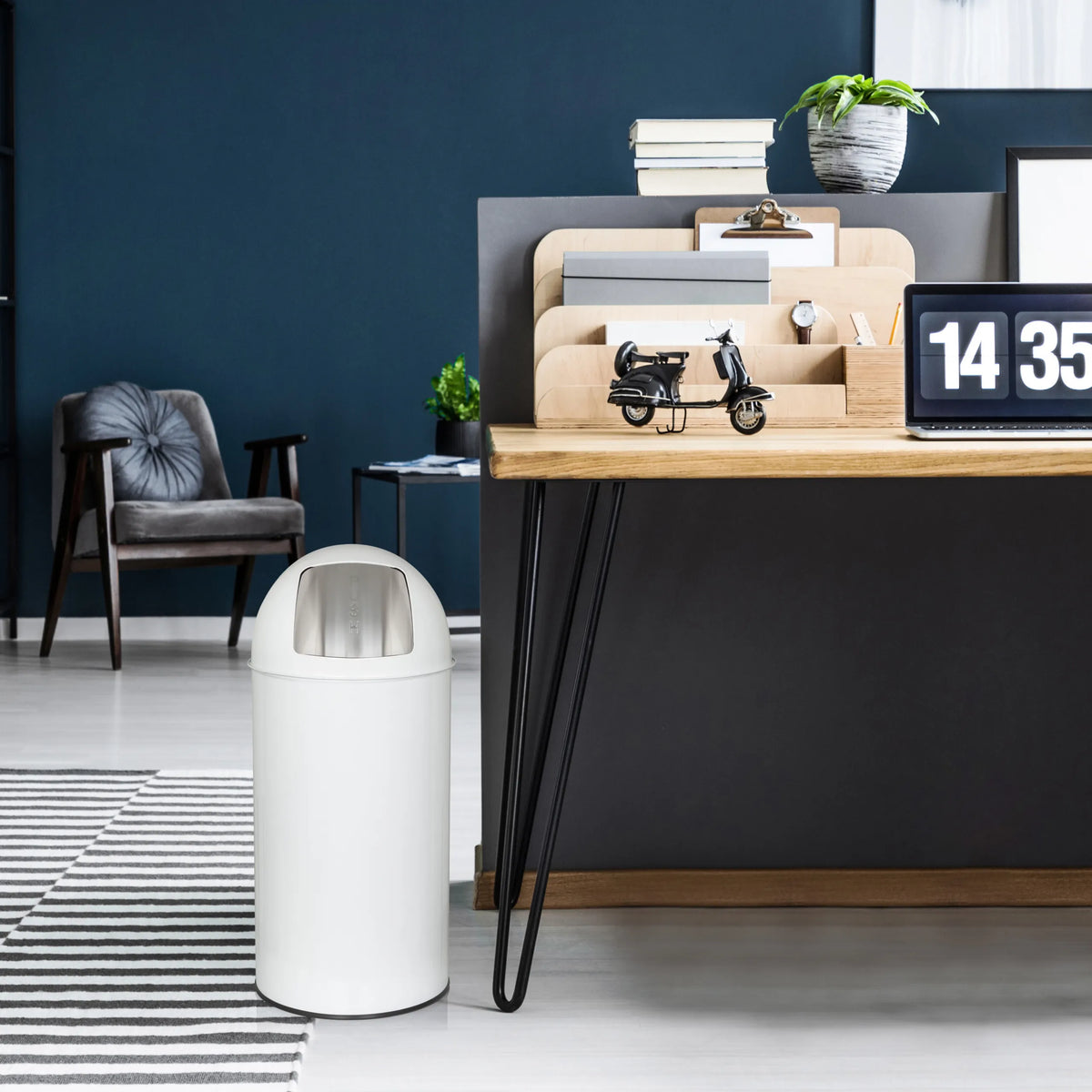 Valkoinen Roskakori PUSH 35L, tilavuus 35 litraa, valmistaja hjh OFFICE