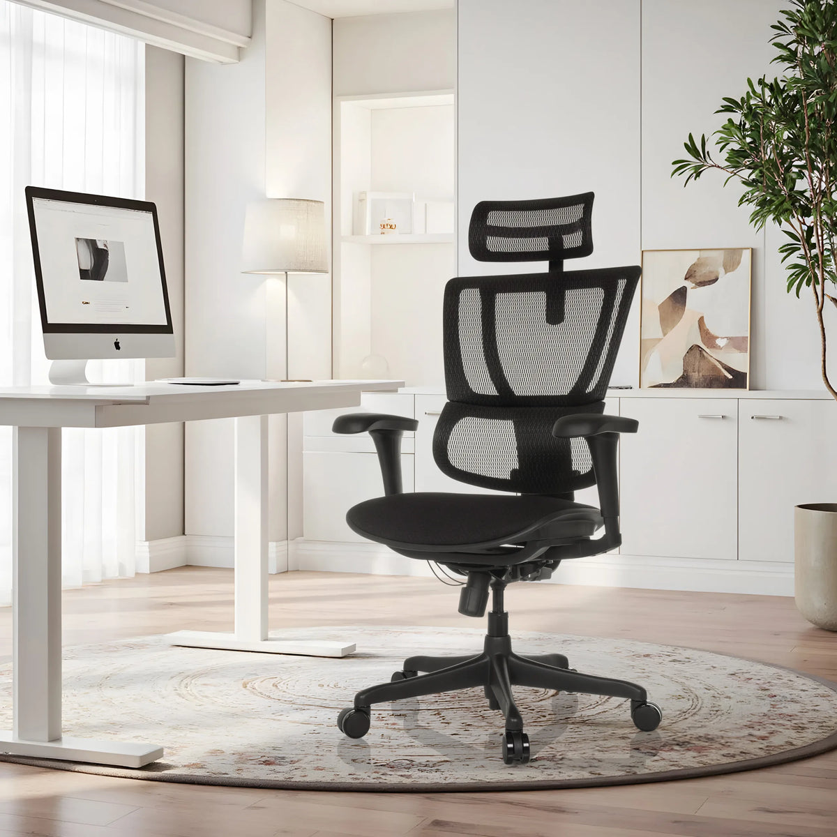 Musta luksustoimistotuoli ERGOHUMAN SLIM ECO F GEN2 verkkoselkänojalla kotitoimistoon, valmistaja hjh OFFICE (tekoälyllä luotu kuva)