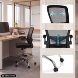 Korkea työtuoli VENDO WORK mustana, yksityiskohdilla selkänojasta ja pyöristä, valmistaja hjh OFFICE (tekoälyllä luotu kuva)