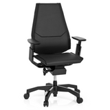 Schwarzer High-End-Bürostuhl GENIDIA BLACK aus Leder mit Armlehnen und Fußkreuz mit fünf Rollen von hjh OFFICE – 360-Grad-Ansicht (Frontansicht 20°)