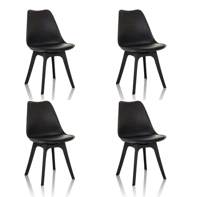Neljä mustaa kuppituolia SCANDI P minimalistisella muotoilulla ja neljällä jalalla, valmistaja hjh OFFICE