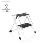 Valkoiset taitettavat tikkaat SOLID W1, joissa on kaksi mustaa askelmaa ja korkeus 44 cm, valmistaja hjh OFFICE