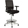 Musta korkea työtuoli TOP WORK 77 verkkoselkänojalla, jalkatuella ja kiiltävällä metallirungolla, valmistaja hjh OFFICE